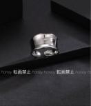 送料無料●変形ボリュームリング【新品未使用】シルバーカラー●メタルリング 指輪●凹凸