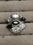 ���m�N���w��