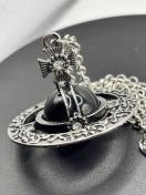 Vivienne Westwood ԍ I[i^I[u lbNX