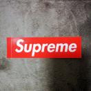 Supremeステッカー