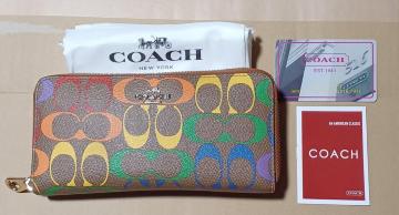 ���K�iCOACH �R�[�` �����z �V�O�l�`���[ ���E���h�t�@�X�i�[ ���C���{�[ C4537