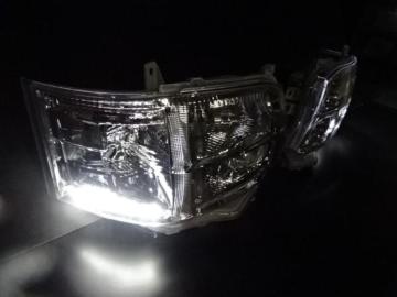 |WV LED wbhCg nCG[X 200 3^ V^