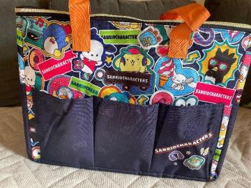 ♯新品♯サンリオキャラクターズ 保温&保冷アルミ素材 30L  いろいろ使える万能バッグ レジャーバッグ レジカゴ 収納 マザーズ
