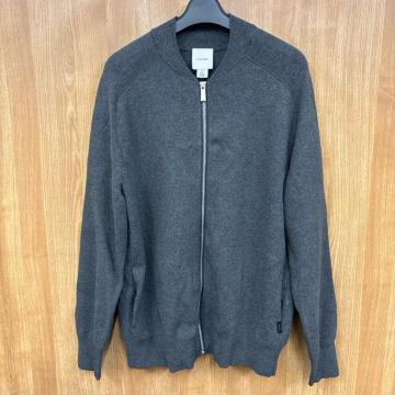 ���� Calvin Klein �����O�X���[�u�j�b�g�t���W�b�v�u���]��