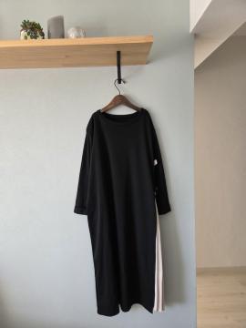 Bliatorm�����s���T�C�h�v���[�c�̃u���b�N�����s�[�X