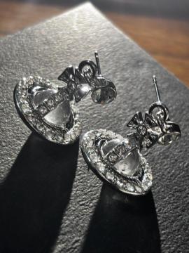 Vivienne Westwood クリア・ピアス ラインストーンモデル