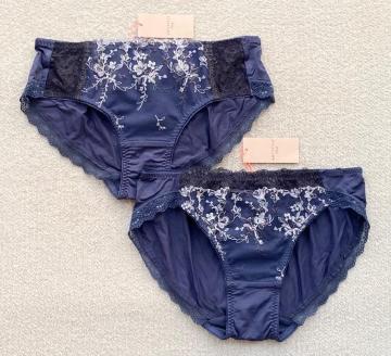 Triumph AMOSTYLE qbvnOV[c MTCY lCr[ 2Zbg