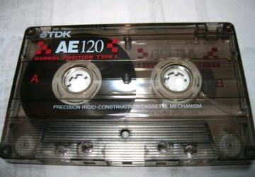 �g�p�ς� ���� TDK AE120�� �J�Z�b�g�e�[�v 1�{ Type1 �m�[�}�� �܂���