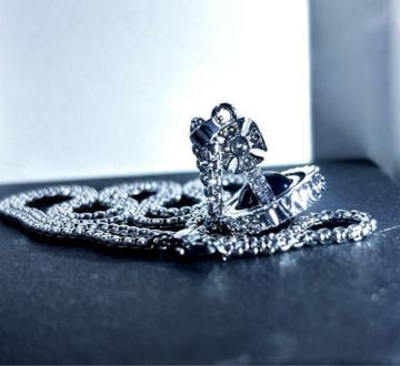 Vivienne Westwood ^Cj[I[u lbNX ubN