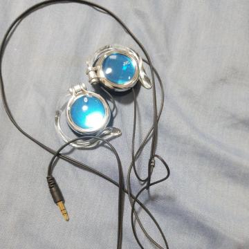 �C���z��