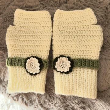 ̂锒Fюŕ҂񂾃nhEH[}ɔΐF̖юŃoh҂ݔFƔZΐF̖юŉԂ҂ݕtA̓S҂݂łB