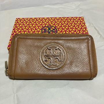 【TORY BURCH / トリーバーチ】 ラウンドジップ / レザー 長財布 / ブラウン系