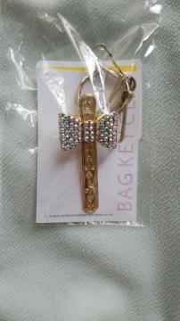 ���{��&���^�����o�b�O�L�[�N���b�v���O�z���V�i����