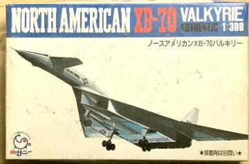 1/300 Tj[ rbNv[V[Y m[XAJ XB-70 oL[