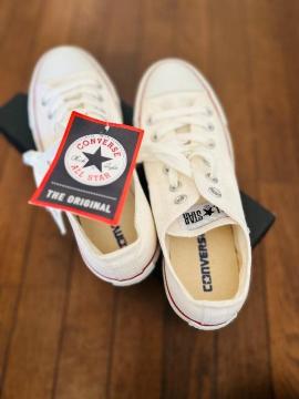 converse All STARXj[J[24D5aVigp^OtۍwB
