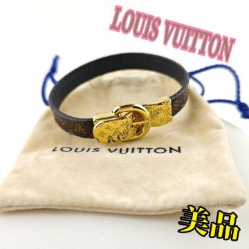 LOUIS VUITTON �u���X���b�g