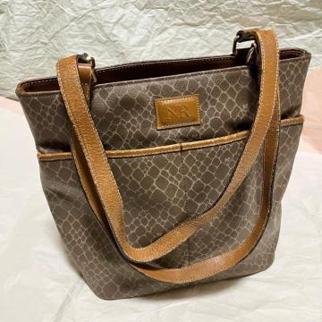 �� NINA RICCI �j�i���b�` �W���t�� �V�����_�[�o�b�O ������