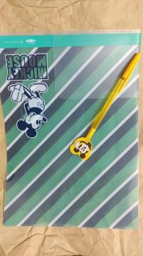 ꐶ@~bL[}EX@A4TCYΉNAt@Cƃy