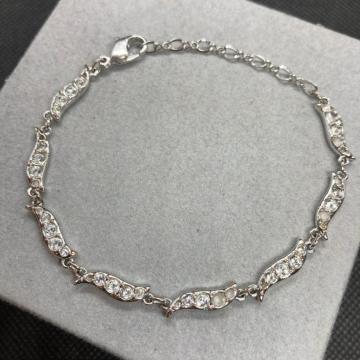  SWAROVSKI XtXL[ Vo[J[ uXbg