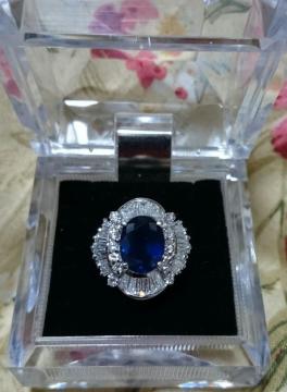 大粒/サファイア/3.4ct/ダイヤモンド/1.48ct/Pt850/高級/プラチナリング < 女性アクセサリー/時計  大粒/サファイア/3.4ct/ダイヤモンド/1.48ct/Pt850/高級/プラチナリング < 女性アクセサリー/時計の