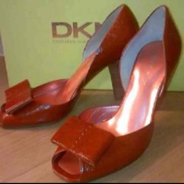 Vi DKNY {pvX 23cm _iLj[[N@nCq[@T_@~[