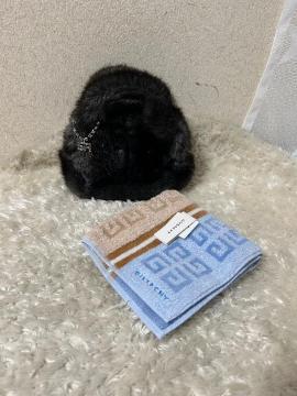 Vi^OtGIVENCHY^InJ`& SONIA RYKIELobNtFCNt@[|[`