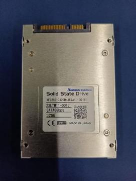 �g�p���ԋ͂������Y�@���{���@�n�M�����\�����[�V�����Y 32GB SSD XFD25S-032GD (A67AH)�@�Y�Ɨp�@SATA