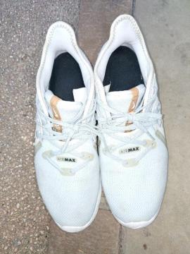 NIKE AIRMAX 27Z`  Xj[J[  WMO  jO  U  o