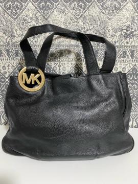 yǕizMICHAEL KORS }CPR[X U[ g[gobO V_