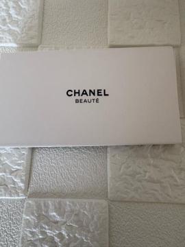 CHANEL�m�x���e�B�w�A�s���Z�b�g