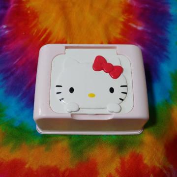 Jb(//////)kittyLeBtFCXCNƂP[X