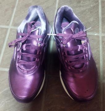 Reebok@[{bN@C[W[g[@2009Nヂf@23cm