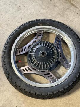 ��CBX400F  2�^�t�����g�z�C�[����
