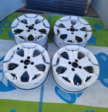 CITROEN �V�g���G�� DS3 �����A���~�z�C�[��17�C���`7J PCD108 4�� +25 �n�u65 �z�C�[���̂�4�{�Z�b