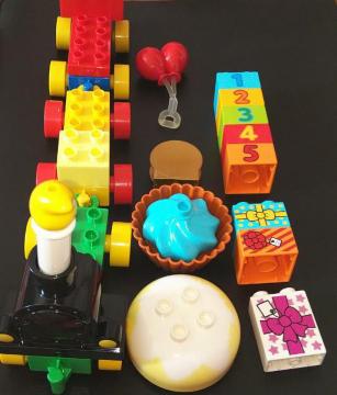 LEGOSfv~bL[ƃ~j[̃o[Xf[p[hii