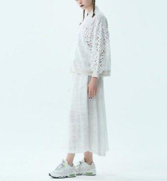 Vermillion/AE^[[X؂ւ̐VizCgAE^[