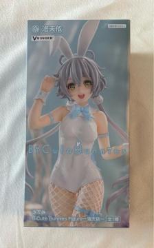 V BiCute Bunnies Figure V