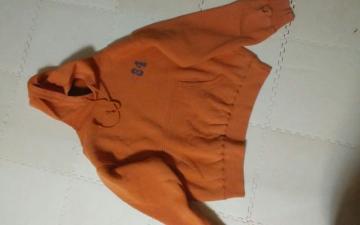 オレンジ トレーナー 訳あり 格安 UNIQLO 裏起毛