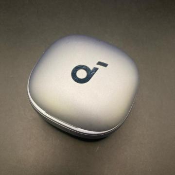 ���� Soundcore Liberty 4 ���C�����X�C���z�� �[�d�P�[�X�̂�