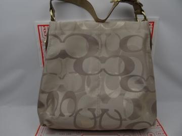 @R[` COACH V_[obO F18476