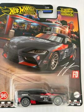 �z�b�g�E�B�[���@�u�[���o�[�h�E2021�g���^GR�X�[�v��(�����o�i��)