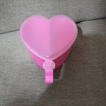 ハート型の入れ物