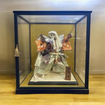 ���{�l�` �K���X�P�[�X���� ���x�l�` �̕��� ���蕨