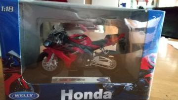 Honda  CBR1000RRBoCN