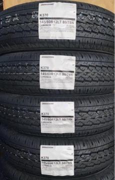S݉iy{ 2025N 145/80R12 80/78N uaXg K370 Vi^Cz4{ 18900~