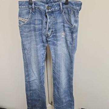 DIESEL �f�B�[�[���@�f�j���p���c �{�^���t���C �_���[�W���H�@834