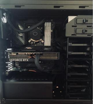 yO{Ȃz14900KF 64GB SSD2TB 1000W 