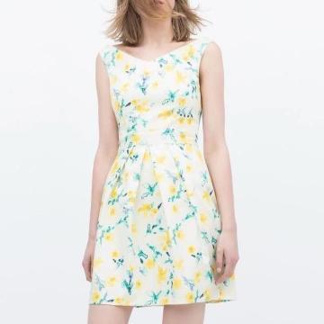 ◆ZARA/ザラ◆花柄ミニワンピース★ホワイトS*夏コーデ*海外旅行リゾート