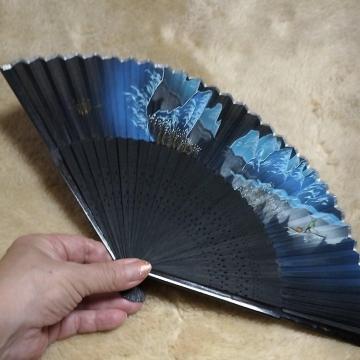 扇子 黒地 新品