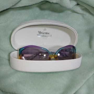 ���B���B�A���E�G�X�g�E�b�h �T���O���X ������ Vivienne Westwood